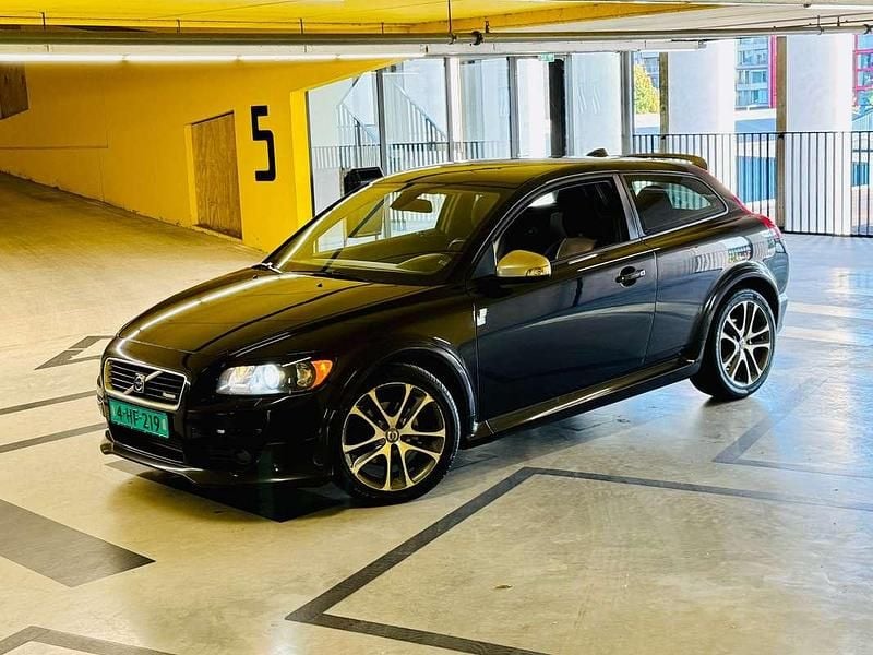 Zwart Gebruikt 2009 Volvo C30 R-Design Momentum Hatchback | € 16.950 - Afbeelding 1/4