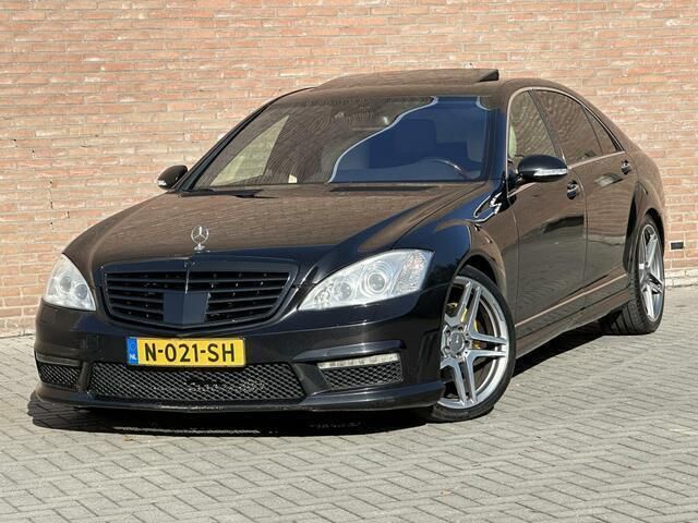 Zwart Gebruikt 2008 Mercedes S320 AMG Sedan | € 9.995 (Eerlijke prijs) - Afbeelding 1/4