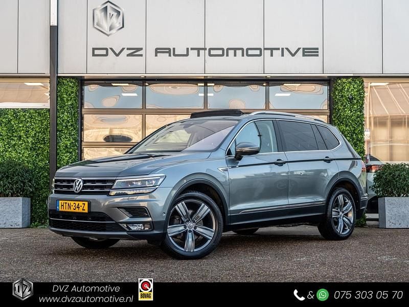 Grijs Gebruikt 2018 VW Tiguan Highline SUV | € 25.950 (Eerlijke prijs) - Afbeelding 1/4