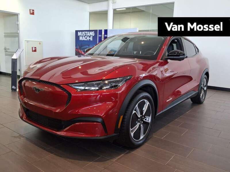 Rood Nieuw 2025 Ford Mustang Mach-E SUV | € 44.972 (Eerlijke prijs) - Afbeelding 1/4
