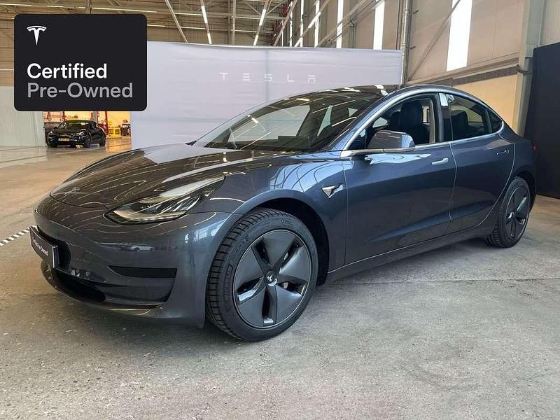 Zilver Gebruikt 2019 Tesla Model 3 RWD Sedan | € 23.700 (Iets duurder) - Afbeelding 1/4
