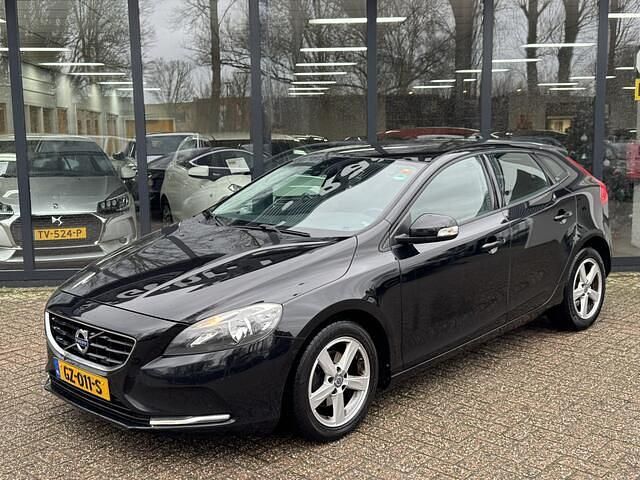Occasion Volvo V40 Business Edition 120 PK (88 kW) 2015 Zwart Hatchback