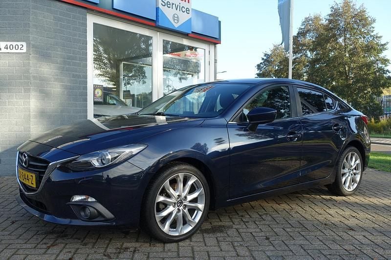 Blauw Gebruikt 2016 Mazda 3 Sedan | € 10.545 (Goede deal) - Afbeelding 1/4