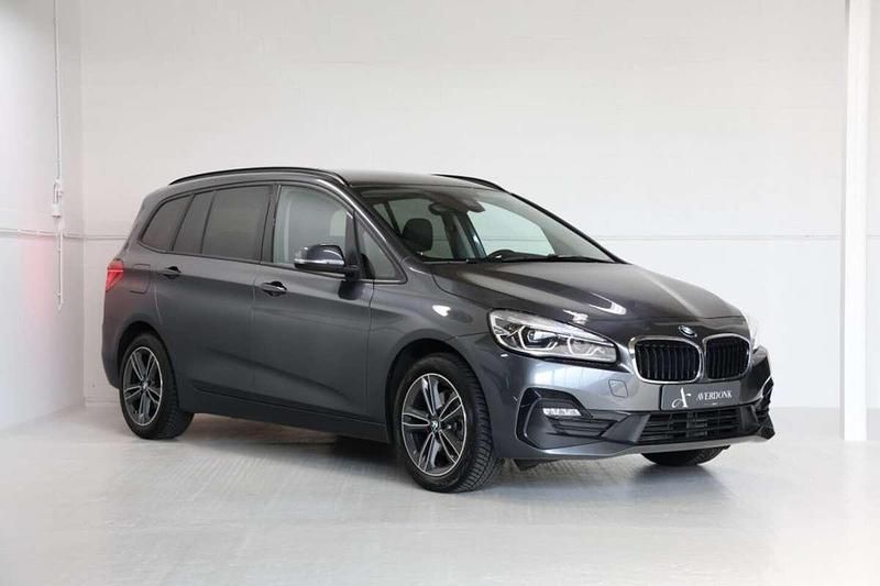 Grijs Gebruikt 2022 BMW 216 Gran Tourer Executive MPV | € 19.750 (Eerlijke prijs) - Afbeelding 1/4