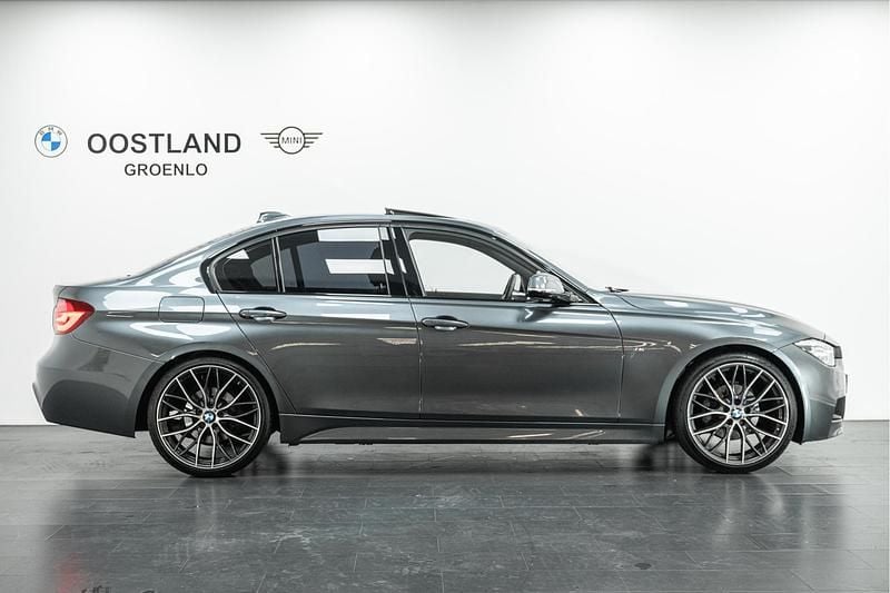 Occasion BMW 320 Executive 184 PK (135 kW) 2019 Grijs Sedan