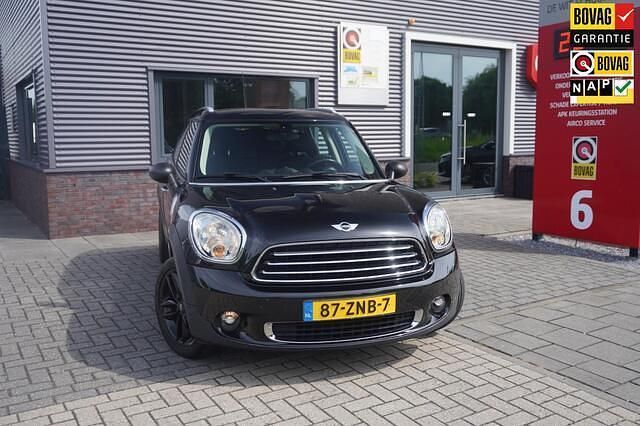 Zwart Gebruikt 2013 Mini One Countryman SUV | € 7.795 (Goede deal) - Afbeelding 1/4