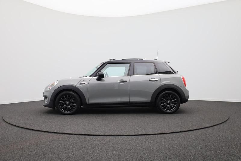Occasion Mini Cooper Business 136 PK (100 kW) 2021 Grijs Hatchback