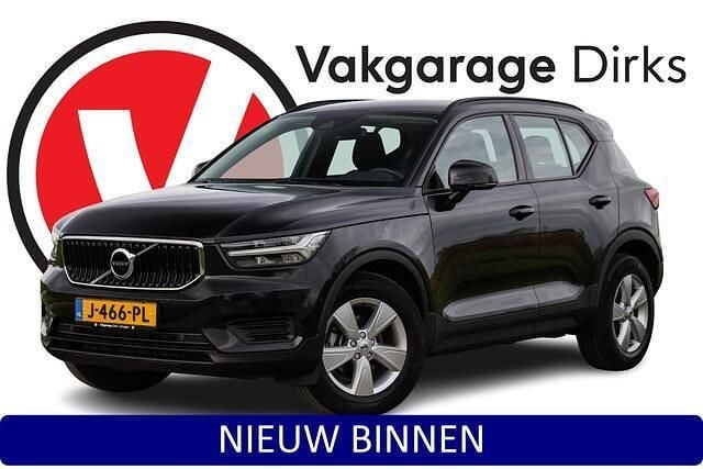 Zwart Gebruikt 2020 Volvo XC40 Momentum SUV | € 23.940 (Goede deal) - Afbeelding 1/3