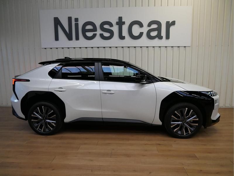 Nieuw Subaru Solterra 160 kW (218 PK) 2026 Wit SUV