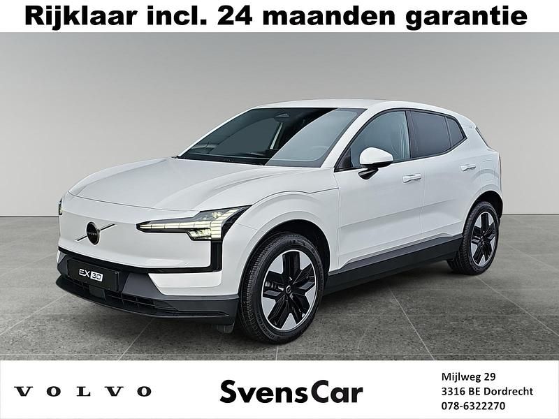 Wit Nieuw 2025 Volvo EX30 Core SUV | € 37.320 - Afbeelding 1/4