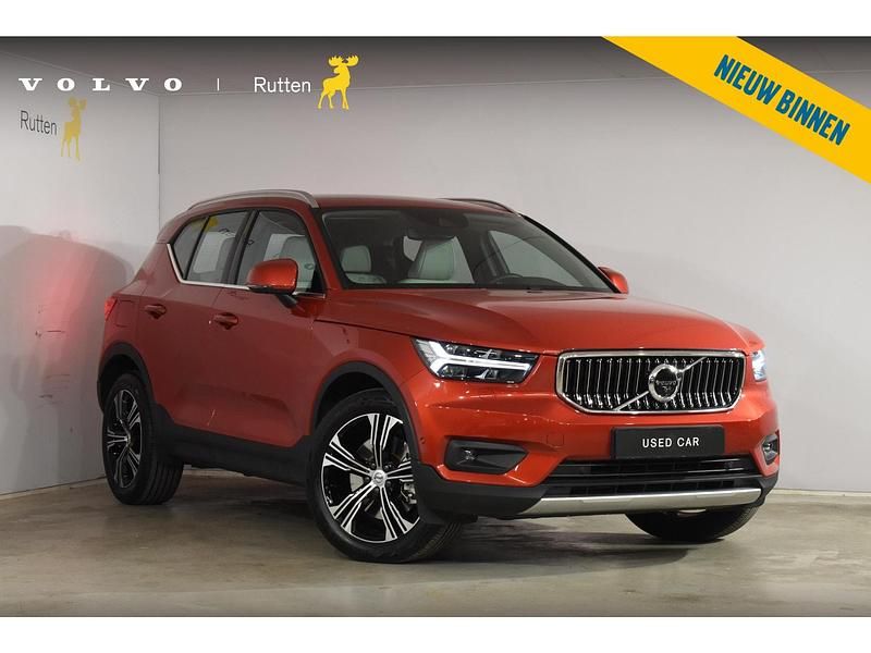 Oranje Gebruikt 2020 Volvo XC40 Inscription SUV | € 33.840 (Eerlijke prijs) - Afbeelding 1/4