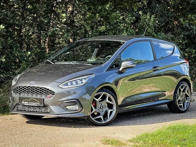 Occasion Ford Fiesta ST 200 PK (147 kW) 2018 Grijs (metallic) Hatchback