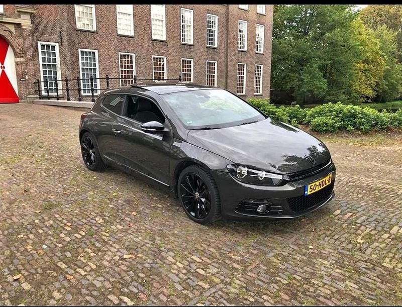 Grijs Gebruikt 2008 VW Scirocco Highline Coupé | € 7.500 (Iets duurder) - Afbeelding 1/4