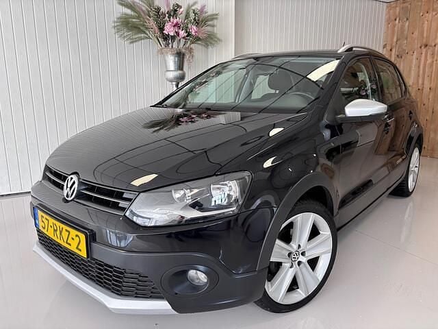 Zwart Gebruikt 2011 VW Polo Cross Hatchback | € 7.950 (Eerlijke prijs) - Afbeelding 1/4