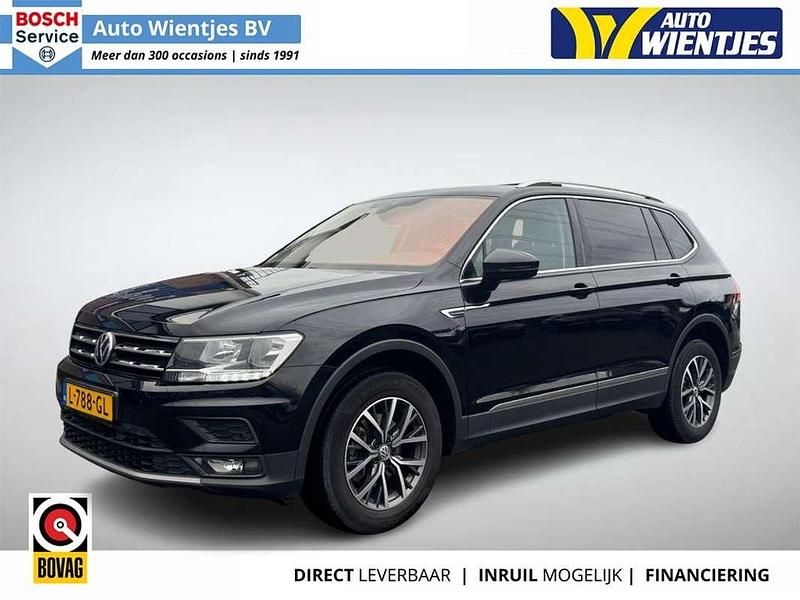 Zwart Gebruikt 2021 VW Tiguan Allspace Comfortline SUV | € 25.950 (Goede deal) - Afbeelding 1/4
