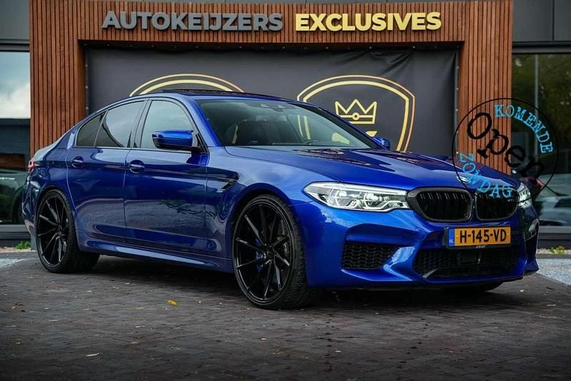 Blauw Gebruikt 2018 BMW M5 Comfort Edition Sedan | € 69.900 (Eerlijke prijs) - Afbeelding 1/4