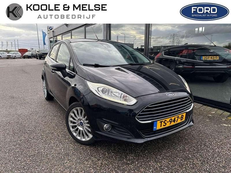 Hatchback Gebruikt 2014 Ford Fiesta Titanium Hatchback | € 7.250 (Eerlijke prijs) - Afbeelding 1/4
