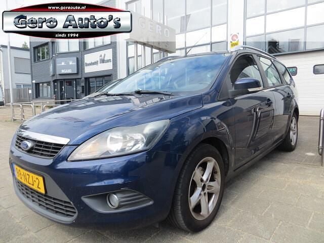 Blauw, metallic lak Gebruikt 2010 Ford Focus Stationwagen | € 2.350 (Goede deal) - Afbeelding 1/4