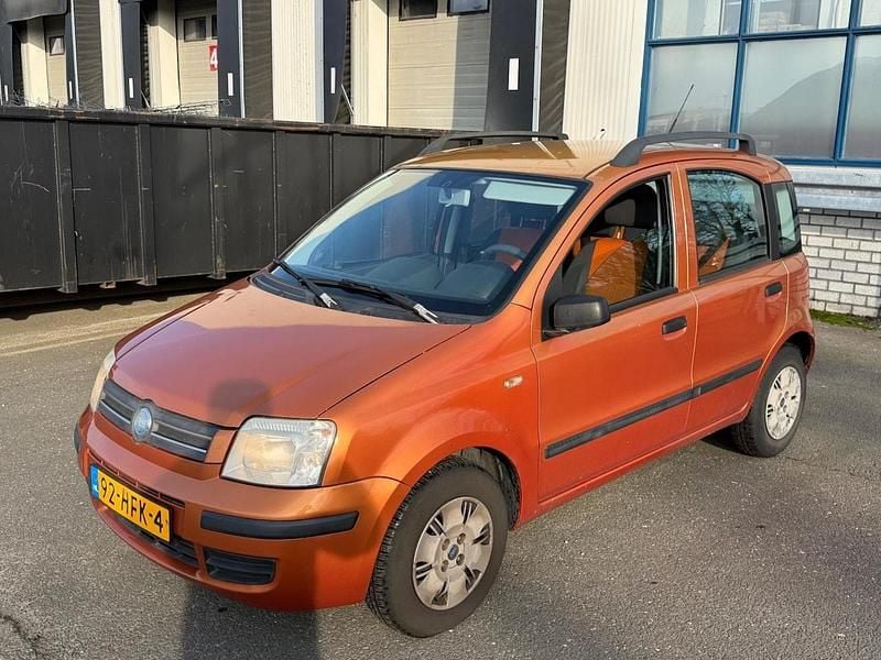 Oranje Occasion 2007 Fiat Panda Dynamic Hatchback | € 1.650 (Goede deal) - Afbeelding 1/4