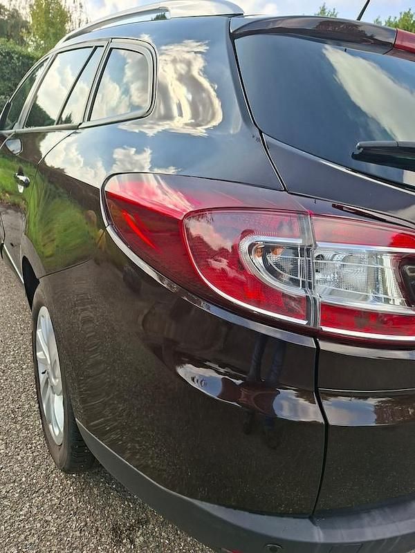 Occasion Renault Mégane GrandTour LIMITED 2015 Bruin Stationwagen