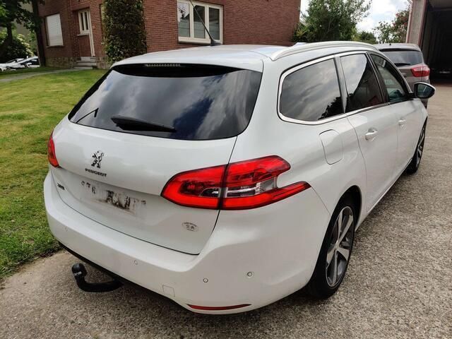 Occasion Peugeot 308 Allure 131 PK (96 kW) 2020 Wit Stationwagen