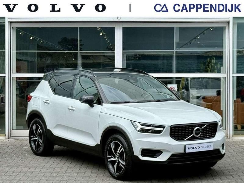 Wit Gebruikt 2020 Volvo XC40 R-Design SUV | € 30.750 (Eerlijke prijs) - Afbeelding 1/4