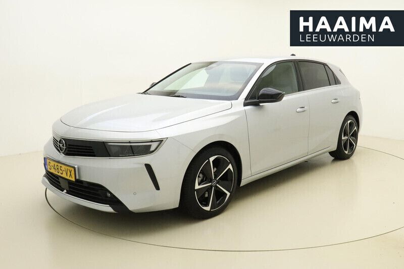 Zwart Gebruikt 2022 Opel Astra GS Line Hatchback | € 24.950 (Eerlijke prijs) - Afbeelding 1/4