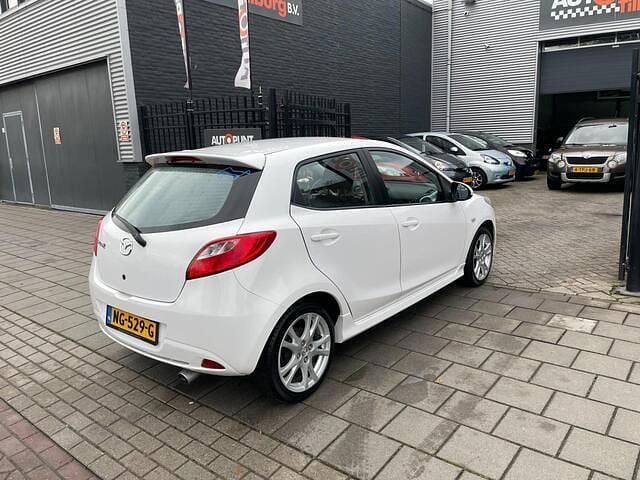 Occasion Mazda 2 104 PK (76 kW) 2009 Wit Hatchback