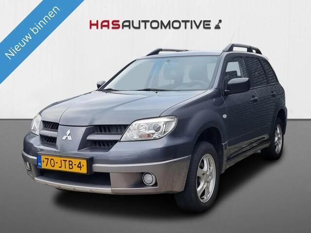 Grijs Gebruikt 2009 Mitsubishi Outlander SUV | € 3.650 - Afbeelding 1/4
