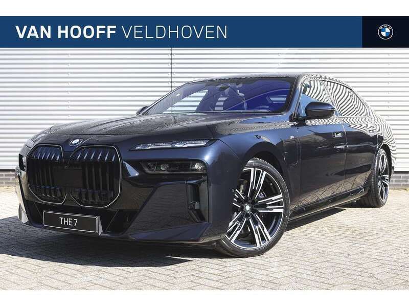 Zwart Gebruikt 2024 BMW 750e Executive Sedan | € 174.213 (Super prijs) - Afbeelding 1/4