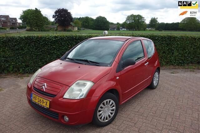 Rood Gebruikt 2006 Citroën C2 Hatchback | € 950 (Goede deal) - Afbeelding 1/4