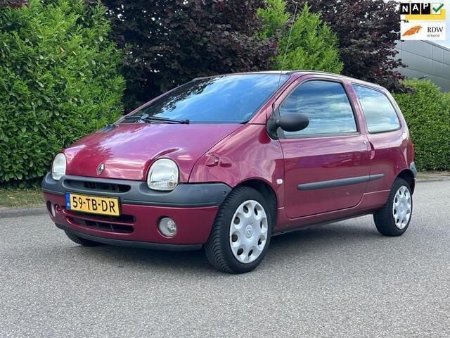 Rood Gebruikt 2006 Renault Twingo Expression Hatchback | € 650 (Goede deal) - Afbeelding 1/4