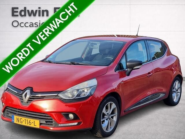 Rood Occasion 2017 Renault Clio IV LIMITED Hatchback | € 6.945 (Eerlijke prijs) - Afbeelding 1/4