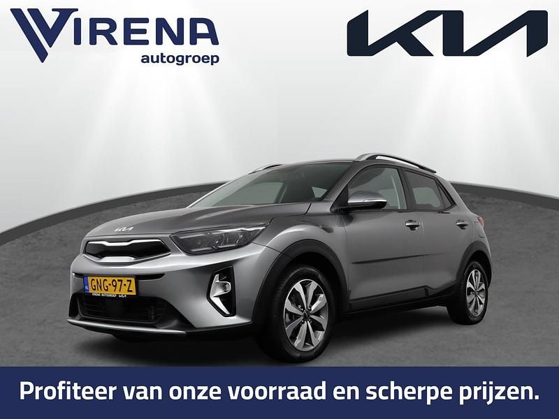 Grijs (metallic) Occasion 2024 Kia Stonic SUV | € 23.950 (Iets duurder) - Afbeelding 1/3