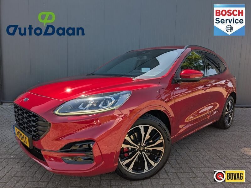 Rood, metallic lak Gebruikt 2021 Ford Kuga ST-Line SUV | € 23.995 (Eerlijke prijs) - Afbeelding 1/4