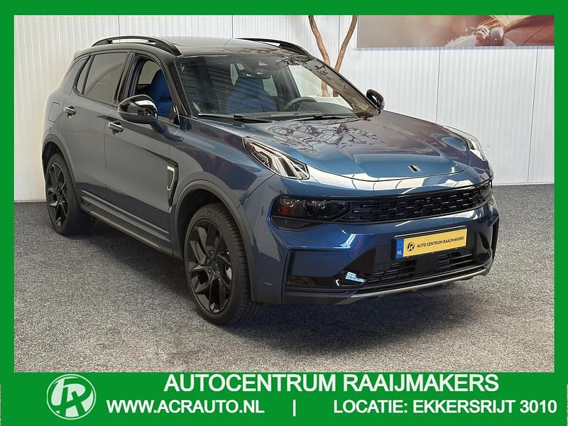 Blauw, metallic lak Gebruikt 2023 Lynk & Co 01 SUV | € 27.190 (Eerlijke prijs) - Afbeelding 1/4