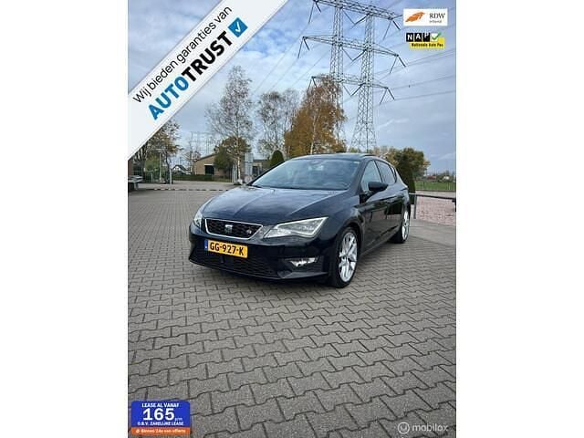 Zwart Gebruikt 2015 Seat Leon FR Hatchback | € 9.995 (Eerlijke prijs) - Afbeelding 1/4