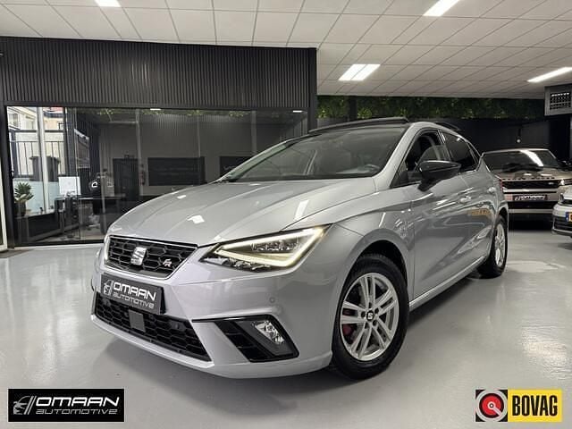 Zilver Occasion 2018 Seat Ibiza FR Hatchback | € 14.990 (Goede deal) - Afbeelding 1/4