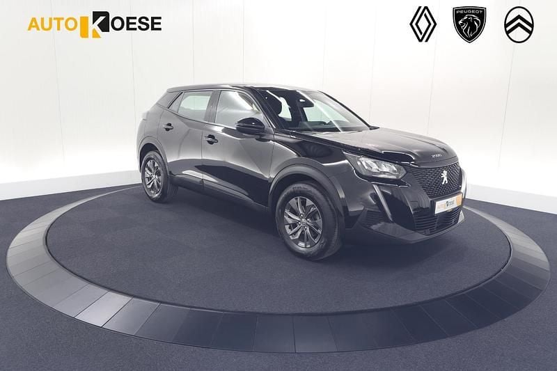 Zwart Occasion 2023 Peugeot 2008 Active SUV | € 22.295 (Goede deal) - Afbeelding 1/4