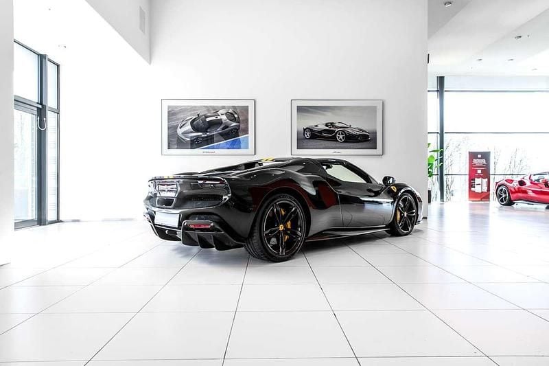 Occasion Ferrari 296 2024 Zwart Cabriolet