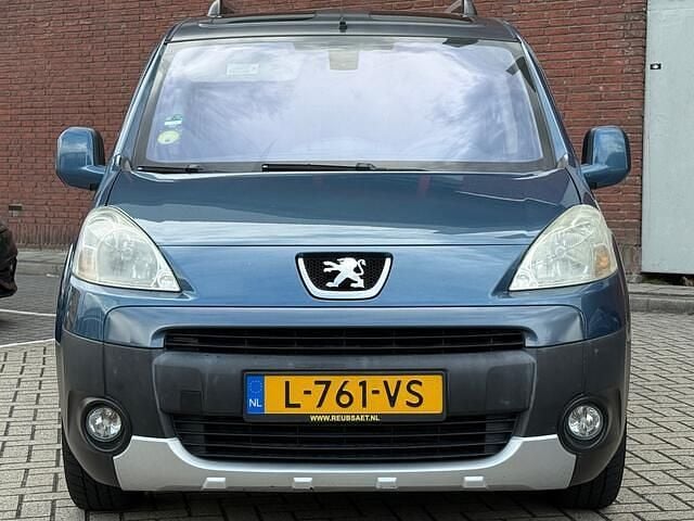 Blauw Gebruikt 2009 Peugeot Partner Tepee MPV | € 5.750 (Eerlijke prijs) - Afbeelding 1/4