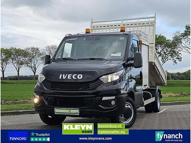 Zwart Gebruikt 2016 Iveco Daily Van | € 16.700 (Goede deal) - Afbeelding 1/3