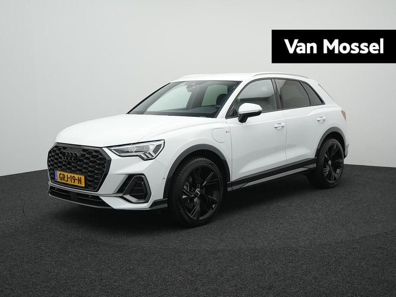 Wit Gebruikt 2023 Audi Q3 Advanced SUV | € 39.900 (Eerlijke prijs) - Afbeelding 1/4