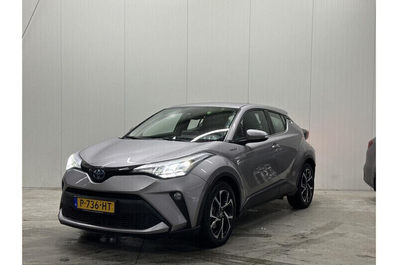 Grijs Occasion 2022 Toyota C-HR SUV | € 26.599 (Eerlijke prijs) - Afbeelding 1/1