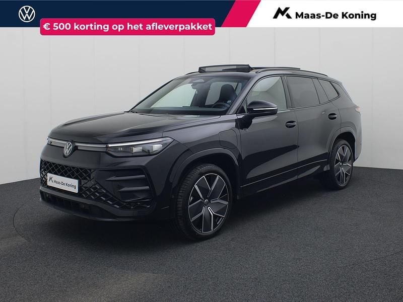 Zwart (metallic) Nieuw 2025 VW Tayron R-line SUV | € 57.880 (Super prijs) - Afbeelding 1/4