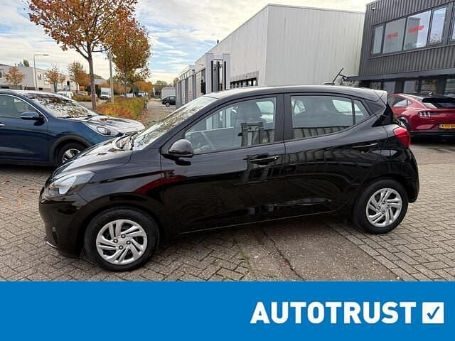 Occasion Hyundai i10 Comfort 67 PK (49 kW) 2024 Zwart Hatchback
