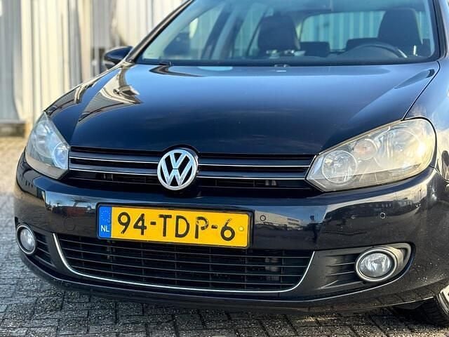 Zwart Gebruikt 2012 VW Golf VII Highline Hatchback | € 5.250 (Super prijs) - Afbeelding 1/4