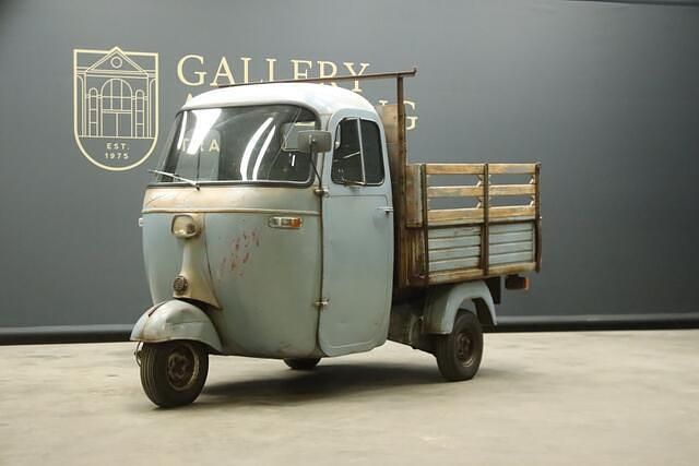 Blauw Gebruikt 1966 Piaggio APE | € 17.750 - Afbeelding 1/4