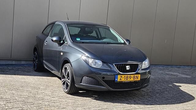 Grijs Gebruikt 2010 Seat Ibiza SC Reference Hatchback | € 3.950 (Eerlijke prijs) - Afbeelding 1/4
