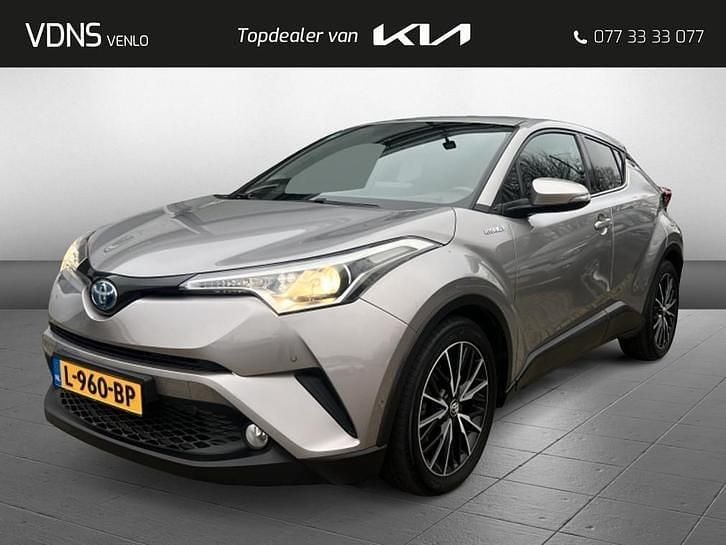 Grijs Occasion 2017 Toyota C-HR SUV | € 16.950 (Eerlijke prijs) - Afbeelding 1/4